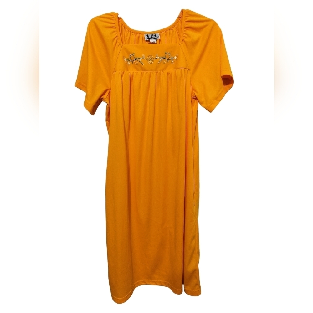 2103)Vintage Anthony Richards Yellow Embroidery Short Sleeve Pockets Dress Small